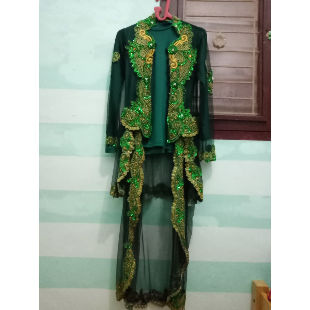 Kebaya Hijau Botol