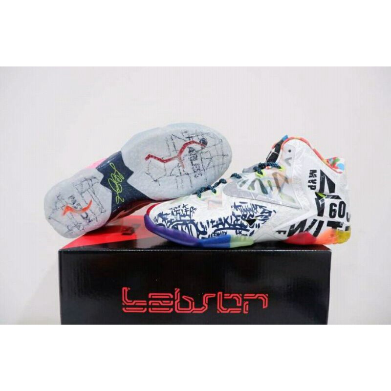 SEPATU BASKET NIKE LEBRON 11 HIGH WHAT THE