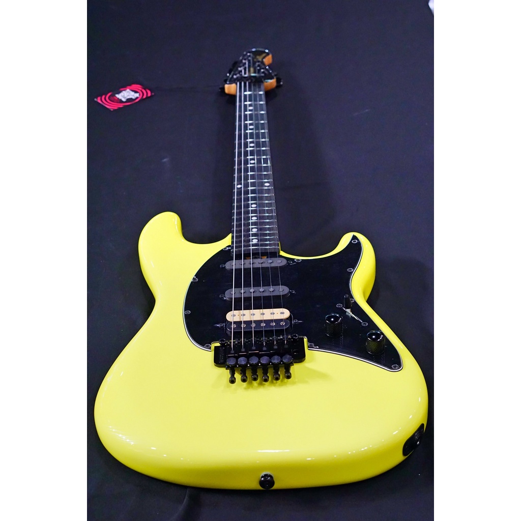 Ernie Ball Music Man BFR Cutlass HSS - Lemon G91802