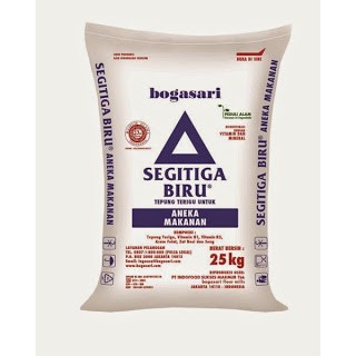 

Bogasari Tepung Terigu Segitiga 1 Kg Repack
