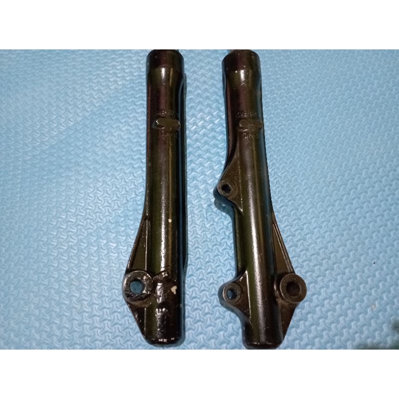 TABUNG SHOCKBREAKER DEPAN HONDA VARIO 110 KARBU PNP VARIO TECHNO 110 KARBU ORIGINAL KVB