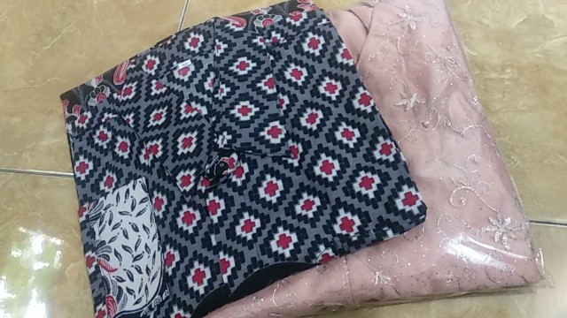 Maura Couple - Sania Ruffle Batik Couple Ori Ndoro Jowi Dnt Garansi Termurah Shopee -couple Arismaya