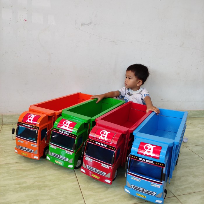 KONSTRUKSI-TRUK-DIECAST- MINIATUR MOBIL TRUK TRONTON OLENG KAYU TRUCK OLENG BESAR 70CM MAINAN -