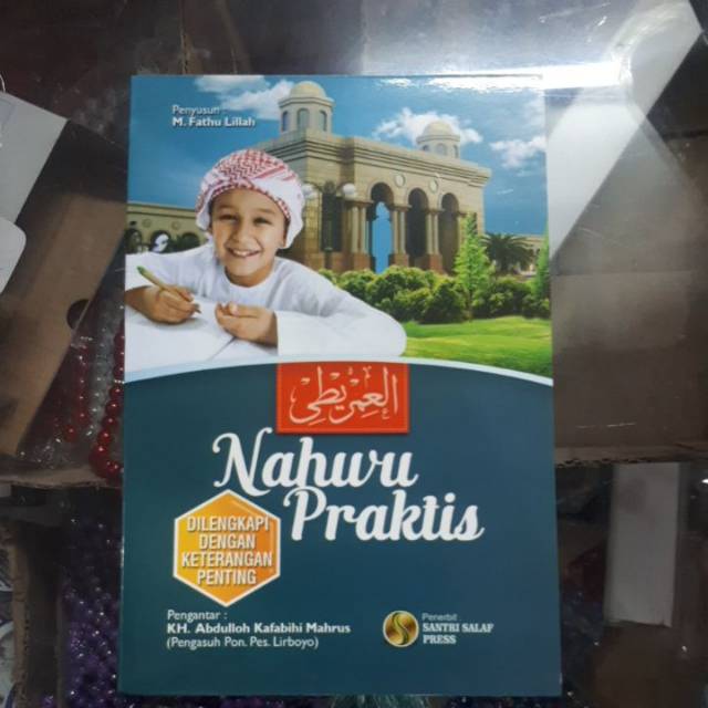 Nahwu praktis LIRBOYO 262 halaman