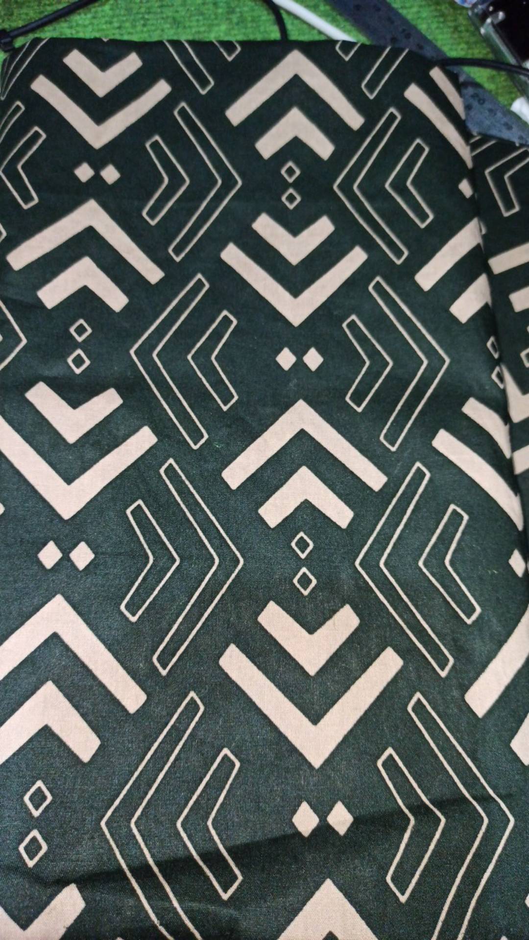 Kain Katun Batik Solo Premium Green Cream