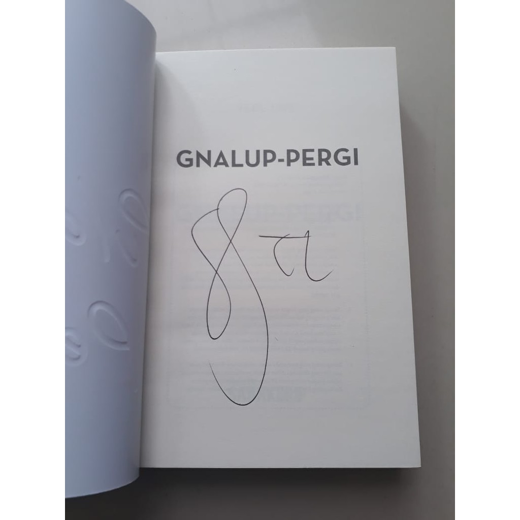 SERI EDISI TANDA TANGAN PULANG PERGI by TERE LIYE