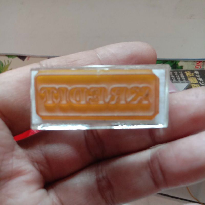 

stempel akrilik dengan Tulisan KREDIT