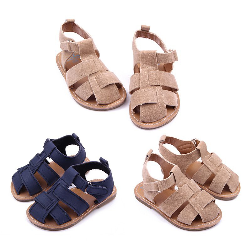 Sepatu dengan Sole Bahan Halus dan Anti Slip untuk Laki Sepatu dengan Sole Bahan Halus dan Anti Slip untuk Laki