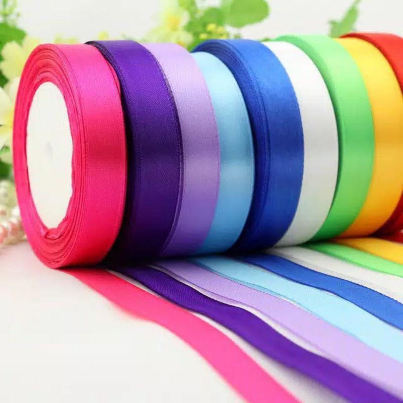 

Pita Satin 2cm (3/4 inch) Per Rol