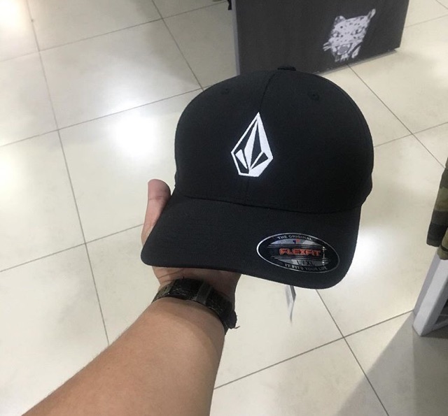 Topi volcom flexfit full stone 2021