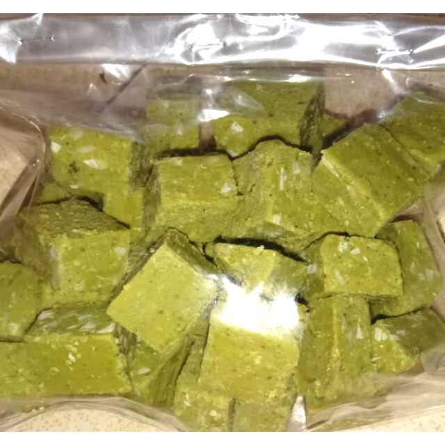 

cokelat leburan Sil*** q***n green tea, vanilla, original 250 gram