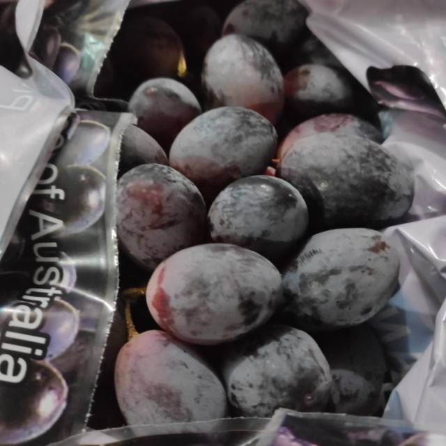 Anggur Autumn seedless 500 gram australia