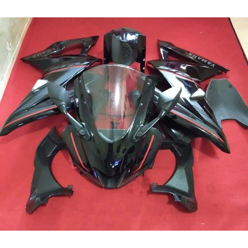 Body R15V3 depan original