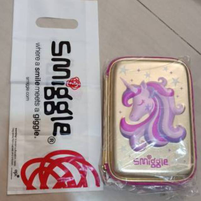 

TEMPAT PENSIL SMIGGLE HARDTOP