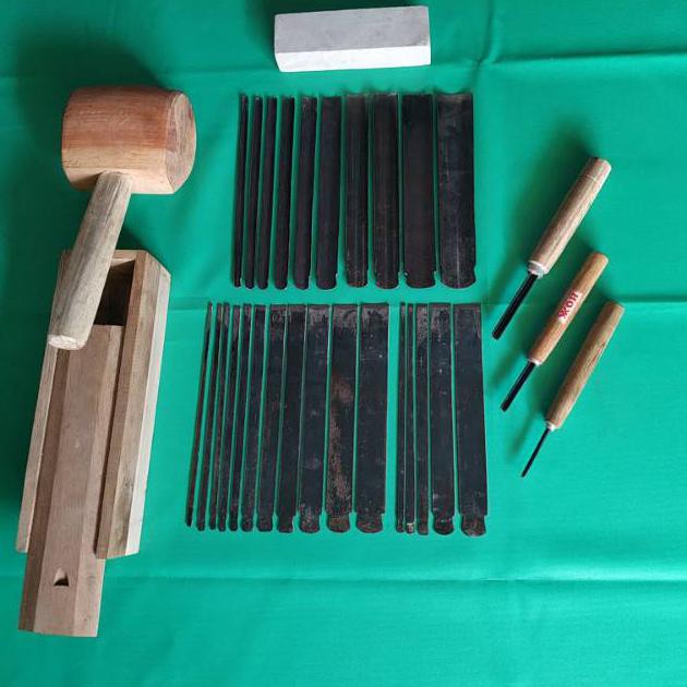 Pahat ukir kayu lengkap sederhana belajar mengukir