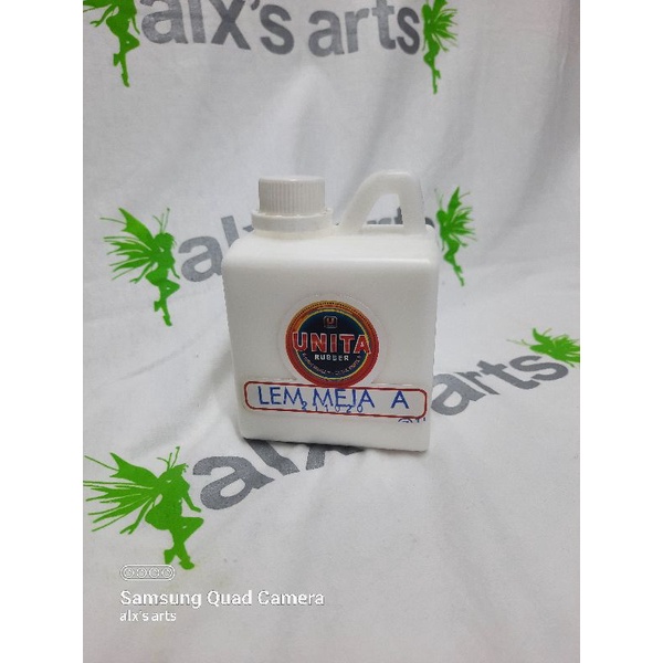 

Lem Meja A Papan Meja Sablon
