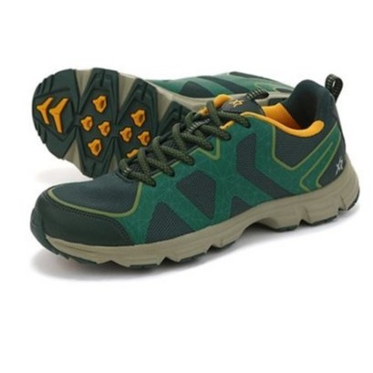 Lecaf sepatu Training  XR CIRCUIT 111430114