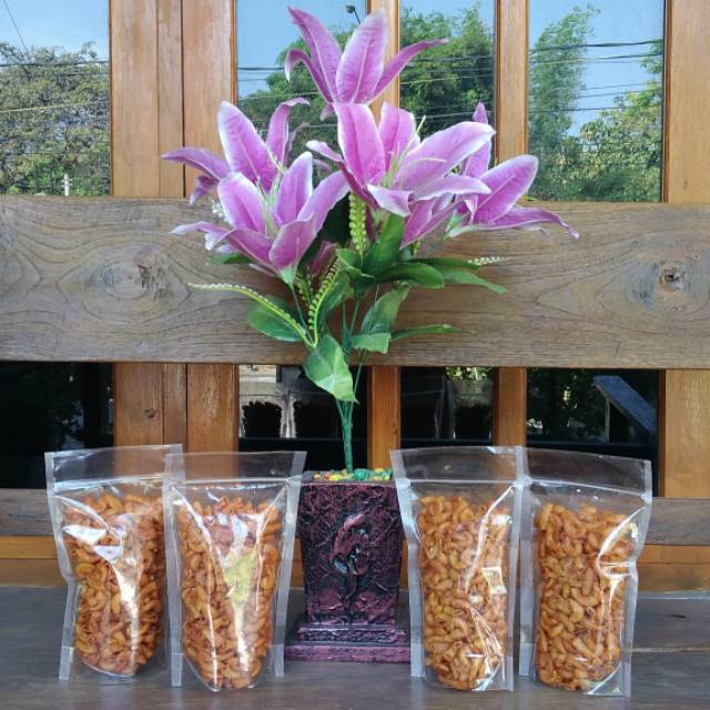 

VIOLET'S MAKARONI KRIUKNYA BIKIN NAGIH 100 G