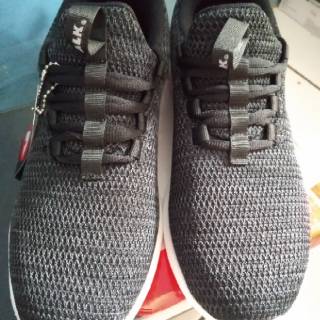  Sepatu Airwalk Running  shoes Levi M Black original 