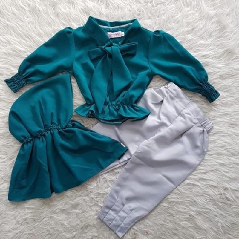 1 Set Baju Gamis dan Hijab