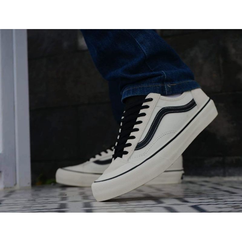 Vans Style 36 Decon SF V66 Marshmallow