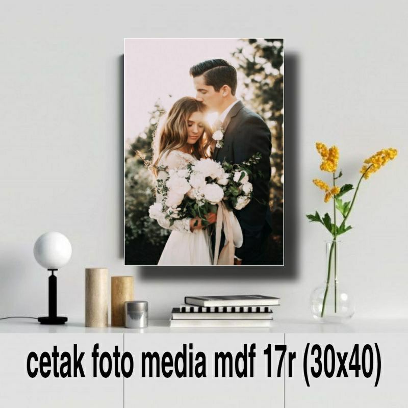 cetak foto + bingkai ukuran  30x40