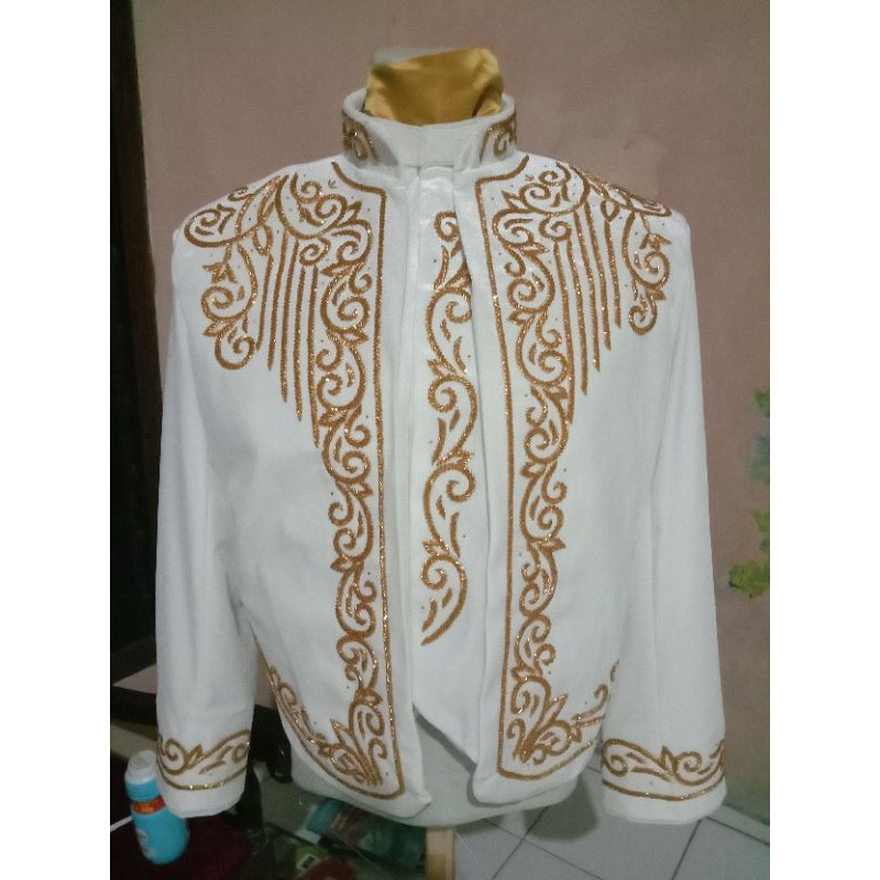 Beskap Jawa Bludru Putih tanpa selop