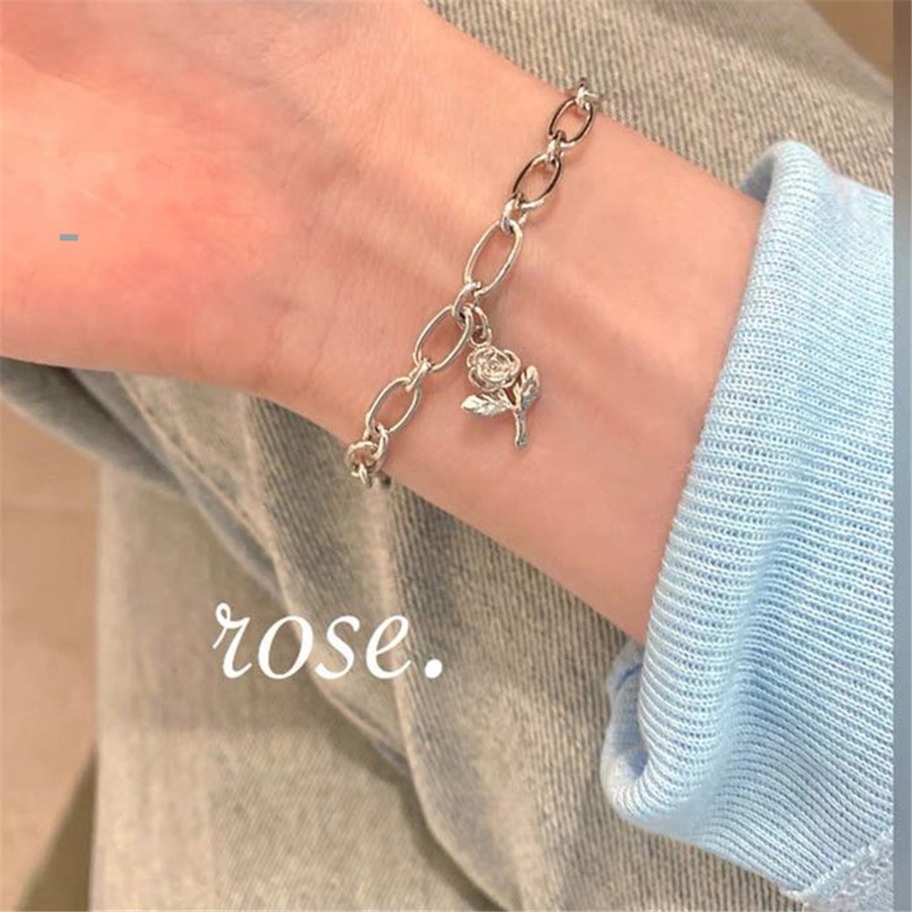 Gelang Desain Bunga Mawar Warna Silver Untuk Aksesoris