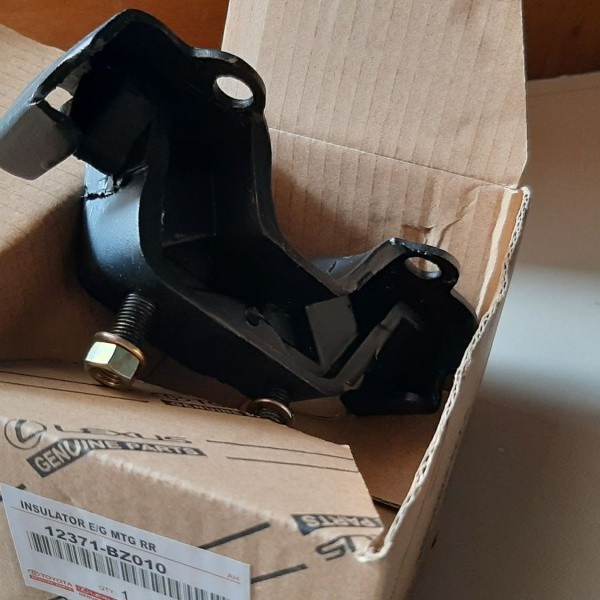 ORI Mounting Dudukan monting bantalan transmisi Persneling AVANZA XENIA VVTI 1.3 1.0 LAMA MANUAL MAT