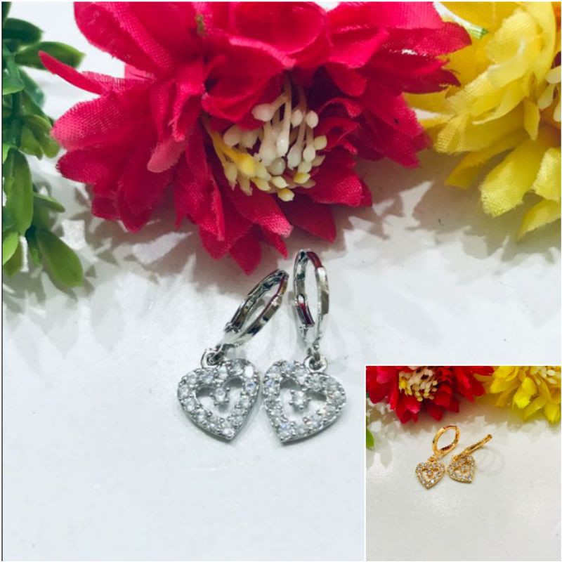 Fourfashion Anting Jepit Motif Love Permata Tengah YT129