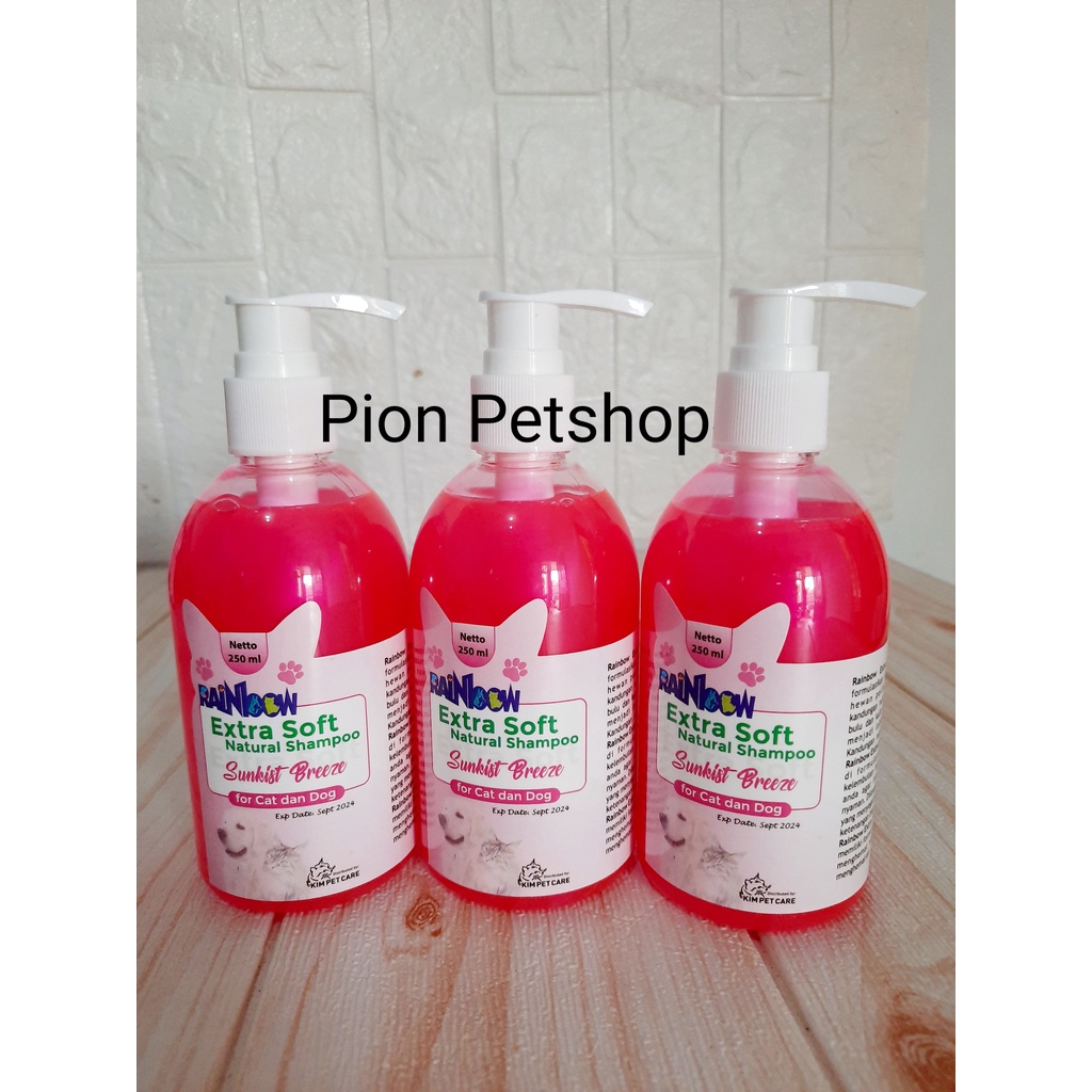 Rainbow Extra  Soft Natural Shampo For Cat and Dog 250ml Tutup Pump