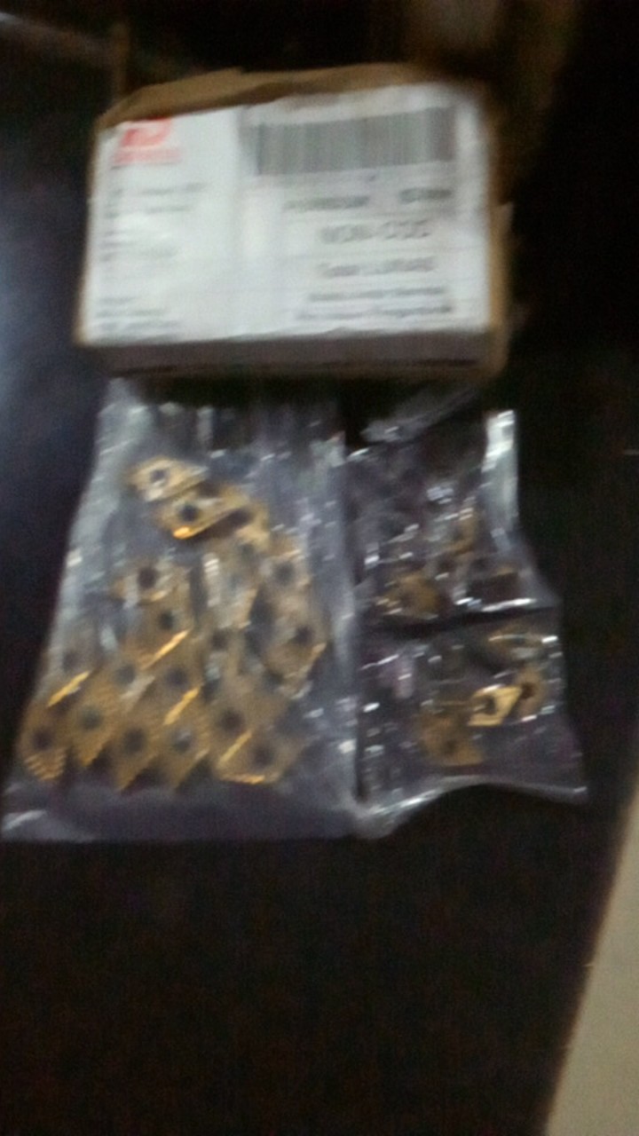 Pisau Bubut - Insert Dnmg 1504 Cermet Cocok Untuk Material Keras