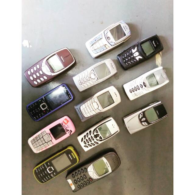 HP Nokia 8250 jadul mulus