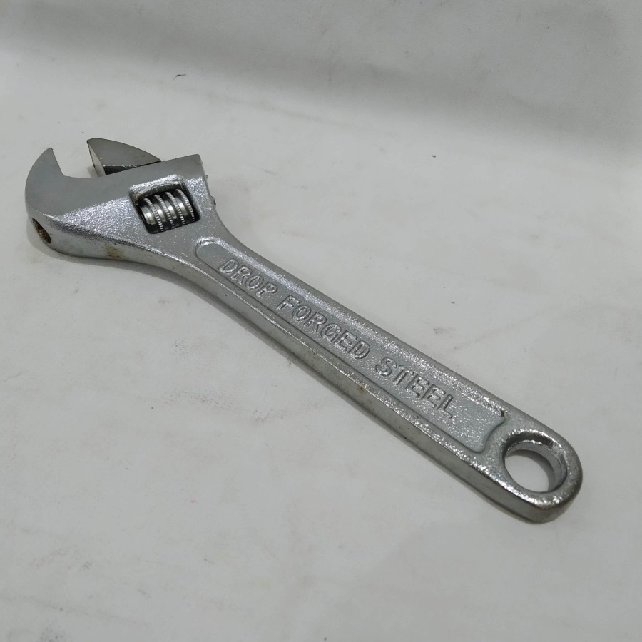 Kunci Inggris Wrench 6&quot; 6 inch