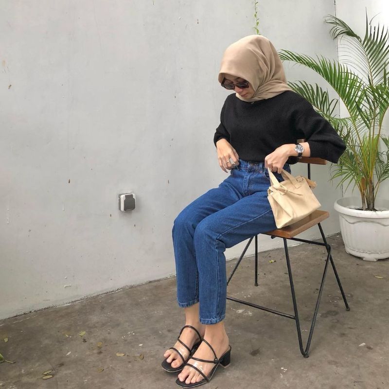 CELANA BOYFRIEND JEANS WANITA POLOS