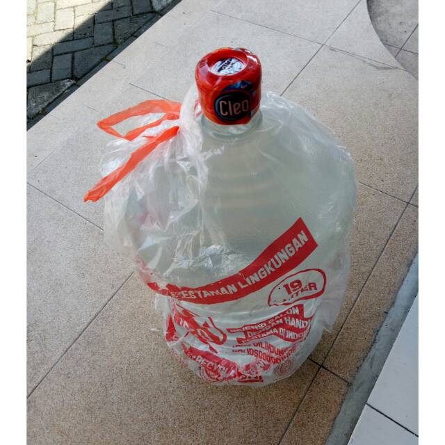  air mineral cleo  19L Shopee Indonesia