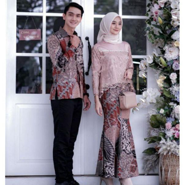 BATIK KEBAYA BRUKAT KEMEJA PRIA BAJU COUPLE SERAGAM PESTA KELUARGA - Latte