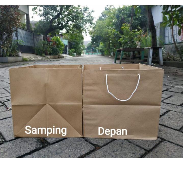 

Paperbag Box Kotak Nasi 20x20 Polos Craft ⅍