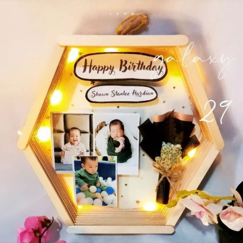 Frame foto hexa/ frame hexagonal stik es krim