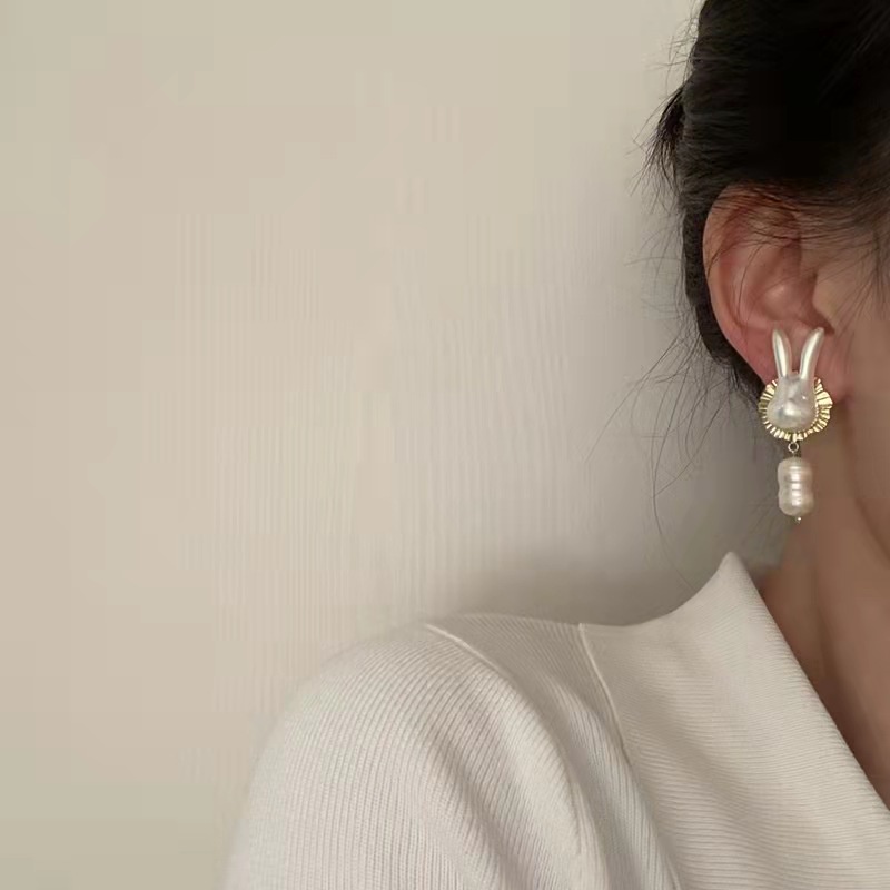 pink mall-Anting Stud Bahan Alloy Warna Silver Gaya Rabbit Earrings Girls Alloy Dangle Earrings Women
