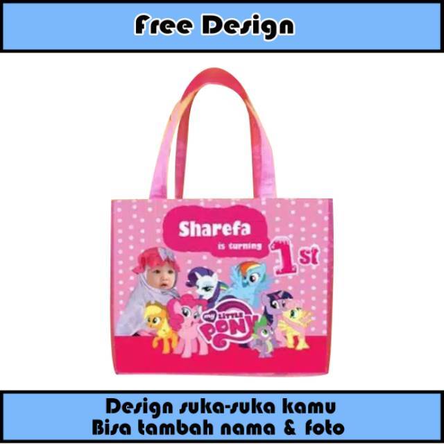 

TAS KADO \ TAS SOUVENIR ULANG TAHUN \ 30x10x25 SABLON FREE DESAIN