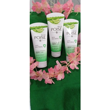 poise facial foam anti bacterial