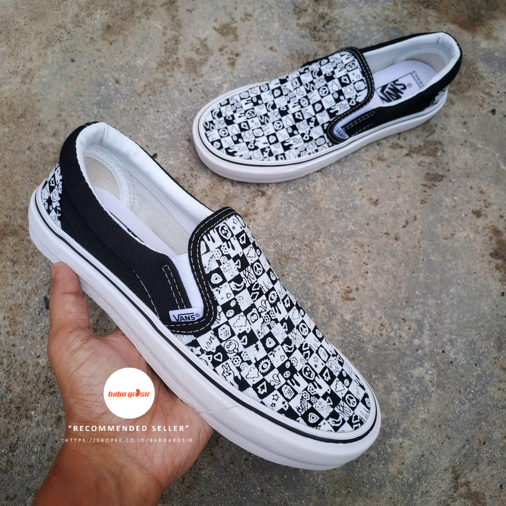 PROMO Sepatu Vans Slip On Classic Doodle Checkerboard Black Premium Import Quality, Harga Termurah, Kualitas Terbaik