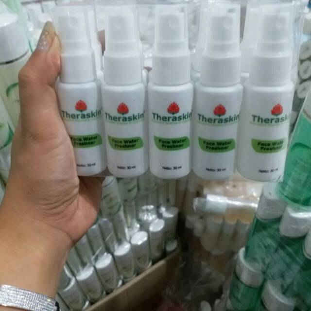 Face water refreshner,,Perpaduan antara penyegar - Serum pemutih dan - spray bio natural