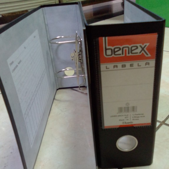 

ORDNER 1/2 FOLIO MERK BENEX 977 (KWITANSI)