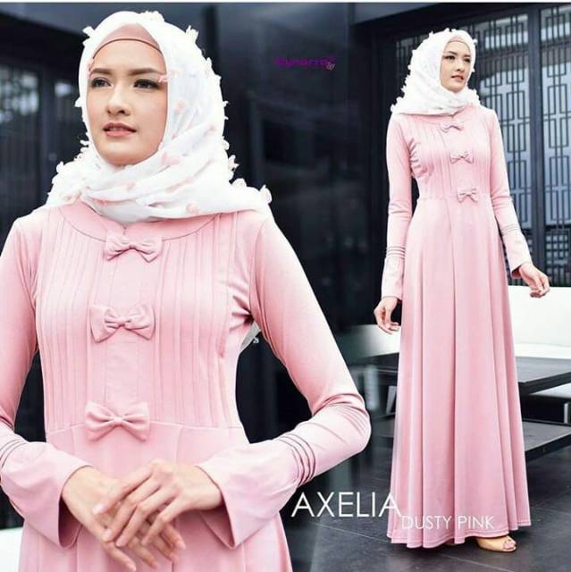 Fashion Wanita: Long Dress Muslim Lengan Panjang dengan Kancing, Warna Polos