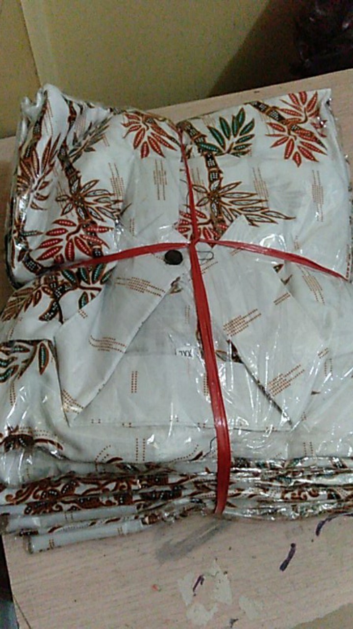 Atasan Kemeja Batik Pria Lengan Panjang Baju Batik Cowok Moderen Bahan Katun Batik Pekalongan