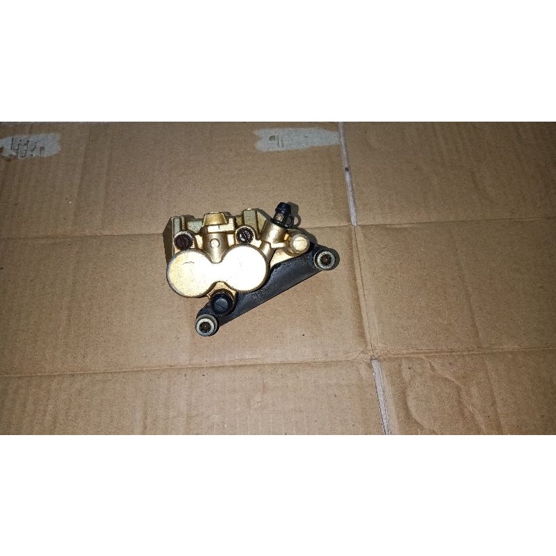 kaliper depan kaliper cakram depan supra x 125 pnp kharisma karisma original