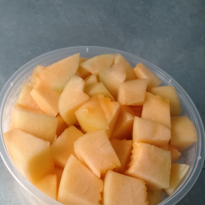 

Buah Melon Orange Potong Manis Segar Siap Santap