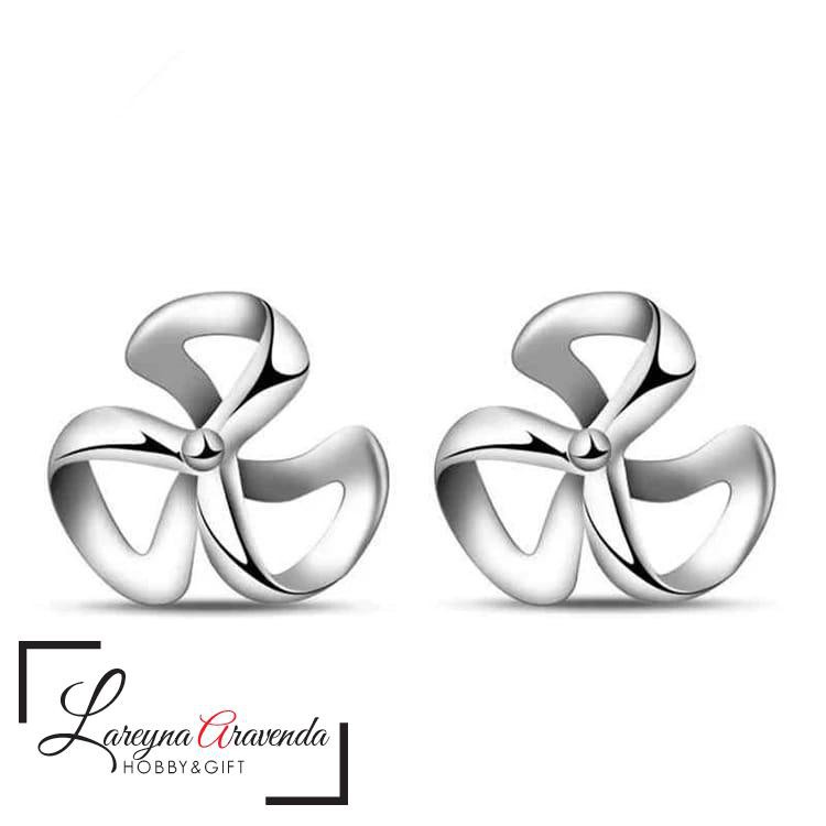 Anting Titanium Anti Karat Non Alergi Motif Clover AT007